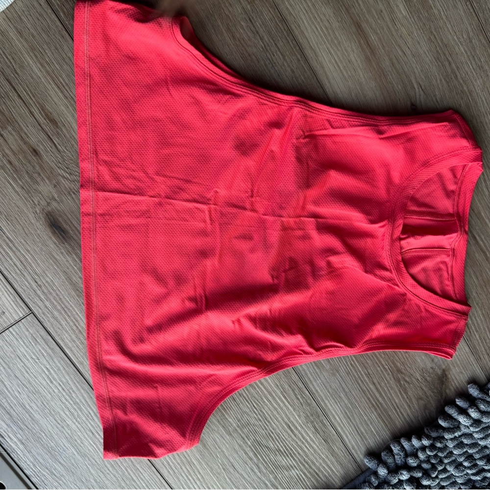 lululemon athletica Coral-Red Sleeveless Crop Tank